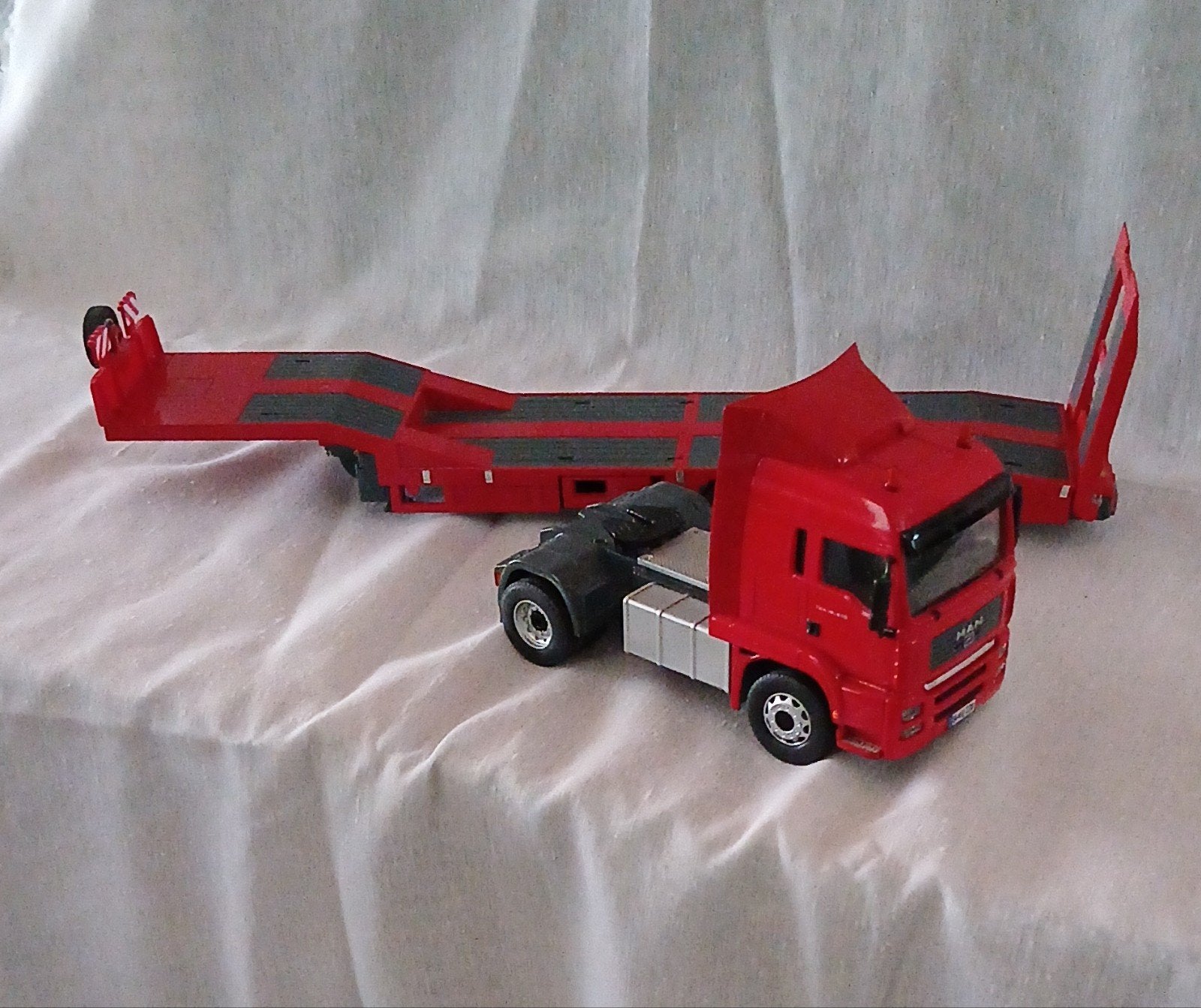 Siku control Man trekker met dieplader (defect), Verzenden, Bus of Vrachtwagen, Overige merken