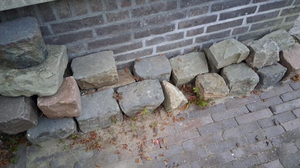 Stenen(kinderkoppen)ongeveer 50 stuks.Bieden!!, Tuin en Terras, Ophalen, Gebruikt