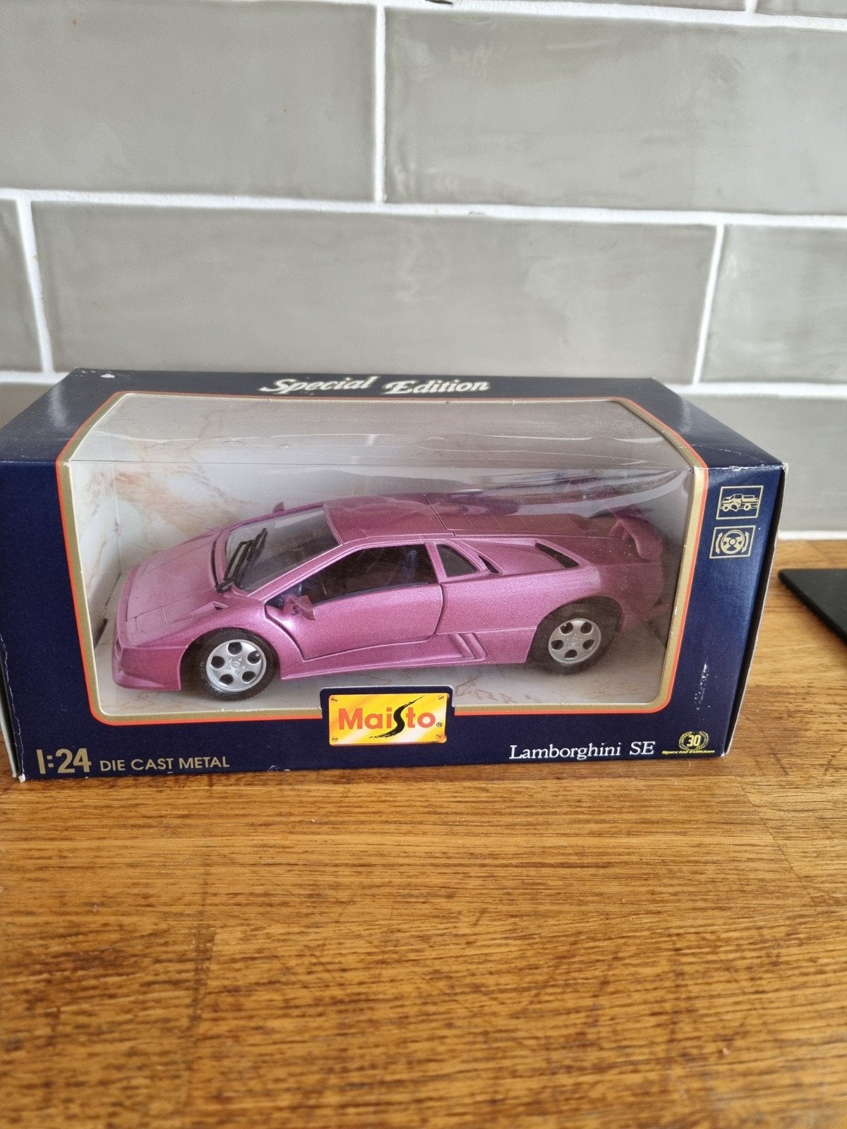 Maisto Lamborgini SE 1:24 Special Edition, Ophalen of Verzenden, Maisto