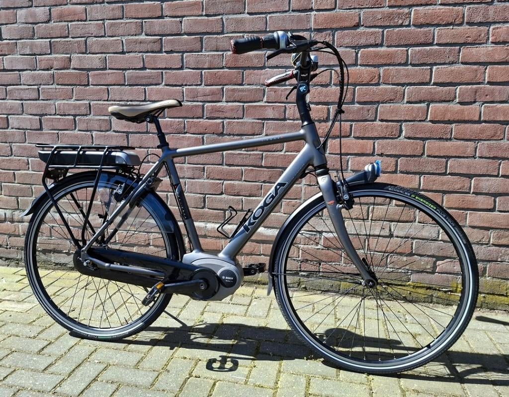 Koga E-Nova, lage KM stand, zeer goed onderhouden!, Fietsen en Brommers, Elektrische fietsen, Zo goed als nieuw, 50 km per accu of meer