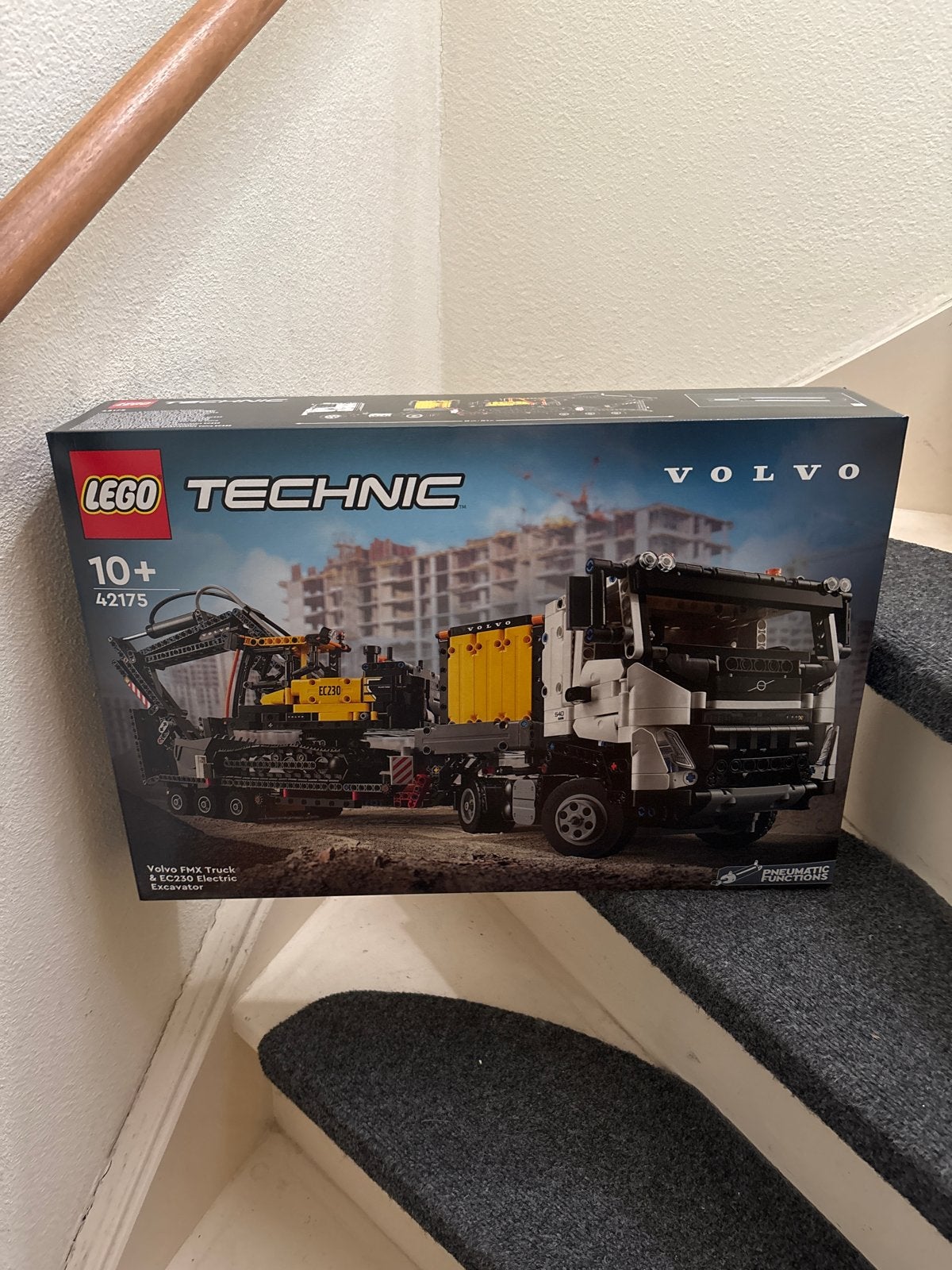 LEGO Technic Volvo FMX Truck & EC350E Graafmachine (42175), Lego, Nieuw, Ophalen of Verzenden, Technic