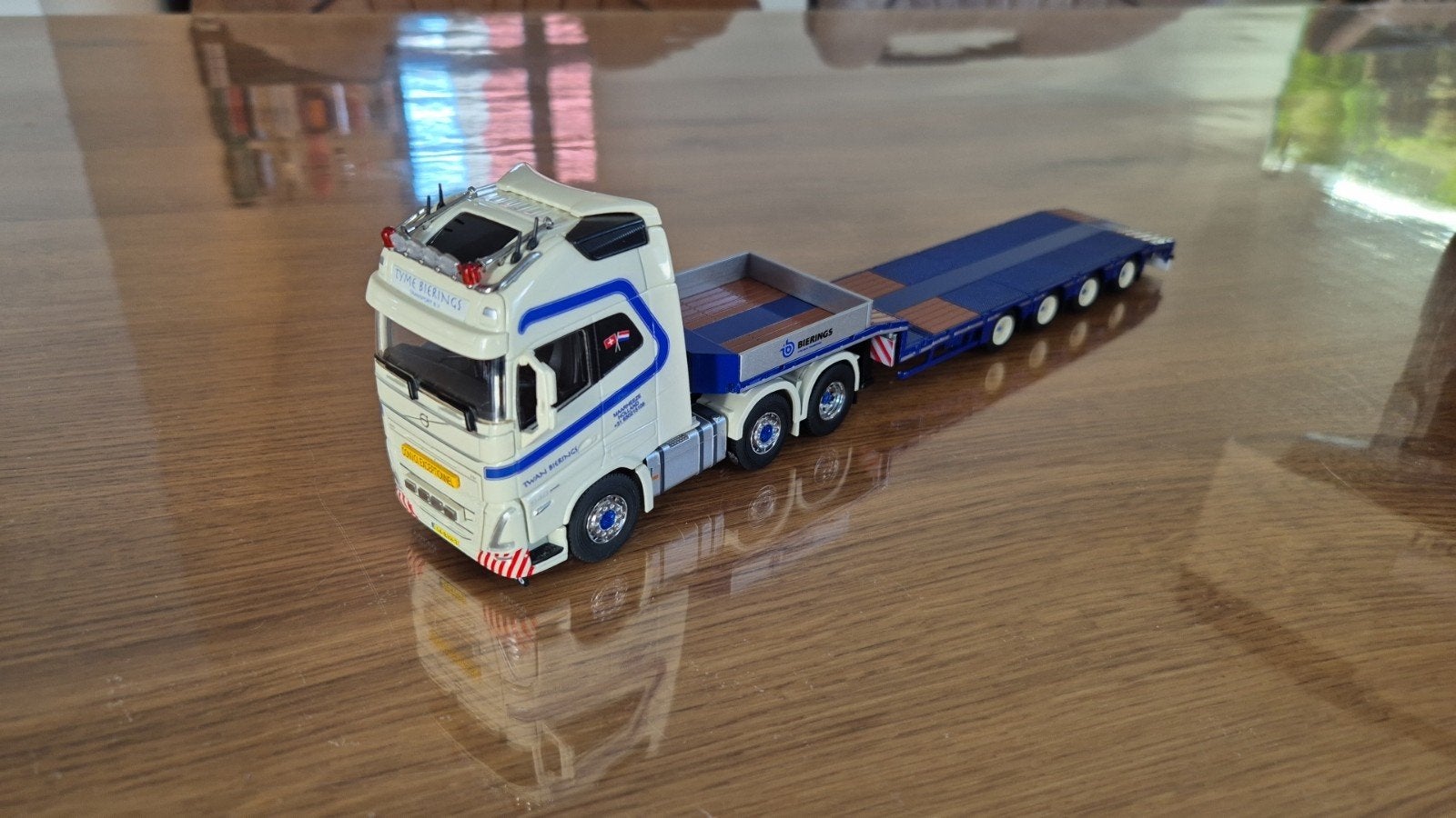 cavallino tyme bierings volvo fh5, Hobby en Vrije tijd, Modelauto's | 1:50, Ophalen of Verzenden, Nieuw, Bus of Vrachtwagen