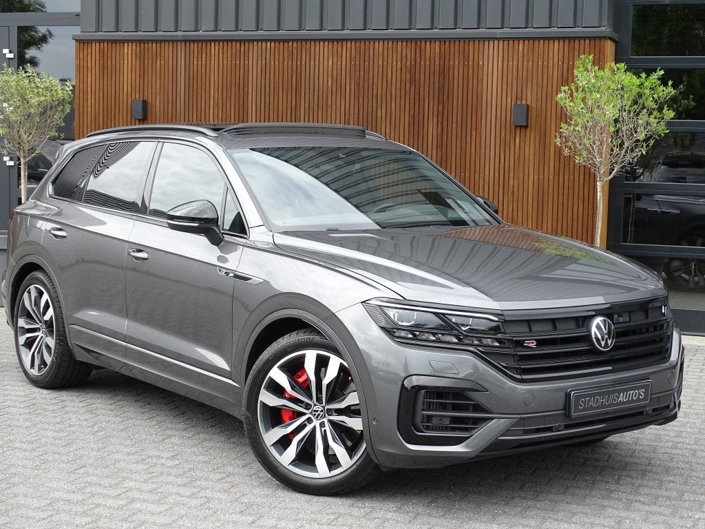 Volkswagen Touareg 3.0 e-Hybrid 462PK 4-Motion R / Massage /, Automaat, Dealer onderhouden, 14 kWh, Gebruikt