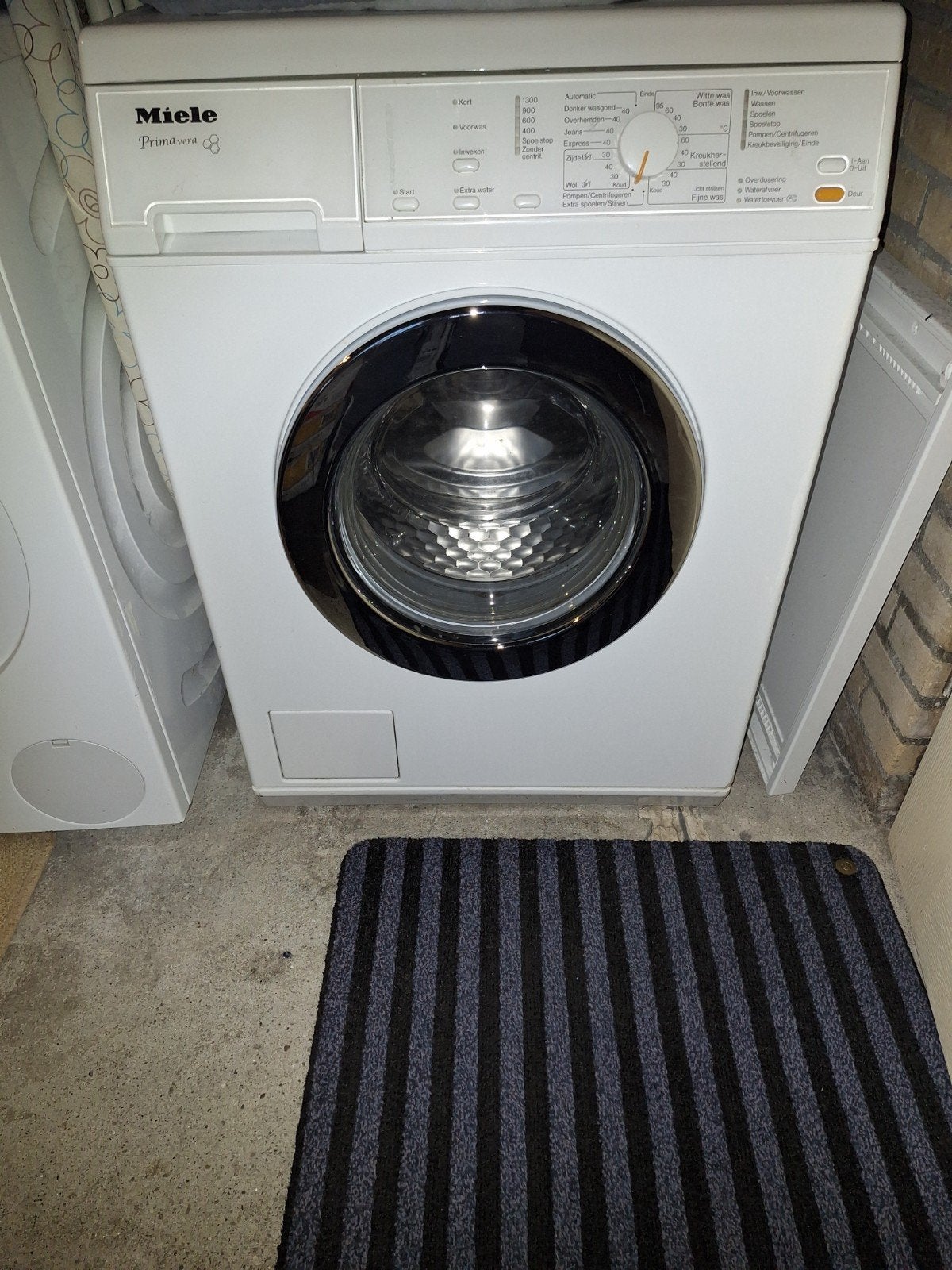 Miele Primavera Wasmachine - Voorlader, Ophalen, Gebruikt, Handwasprogramma, Voorlader