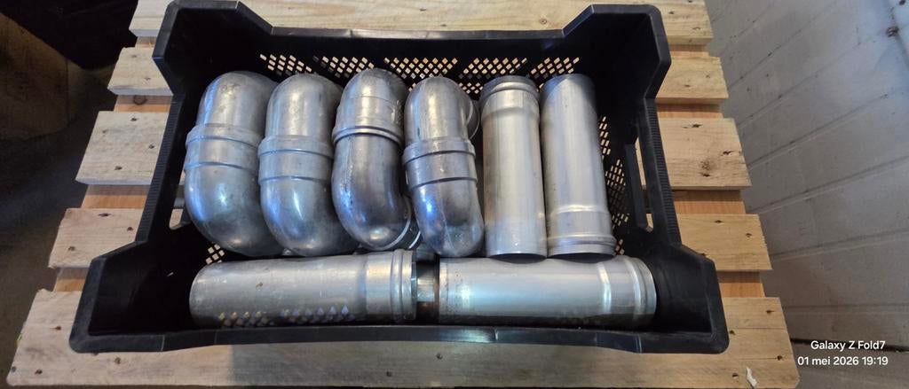 Aluminium rookgasafvoer pijp en bocht, Bochten, Ophalen of Verzenden, Minder dan 2 meter, 80 mm of meer