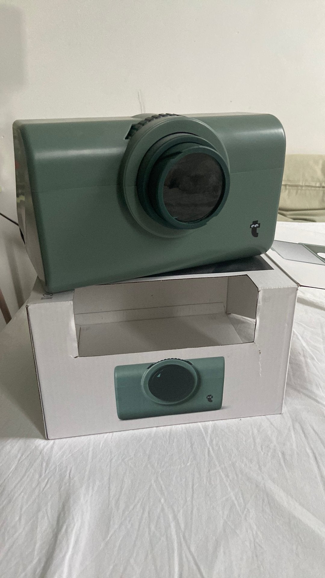 Projector, Overige technologieën, Ophalen of Verzenden, Zo goed als nieuw, Overige resoluties