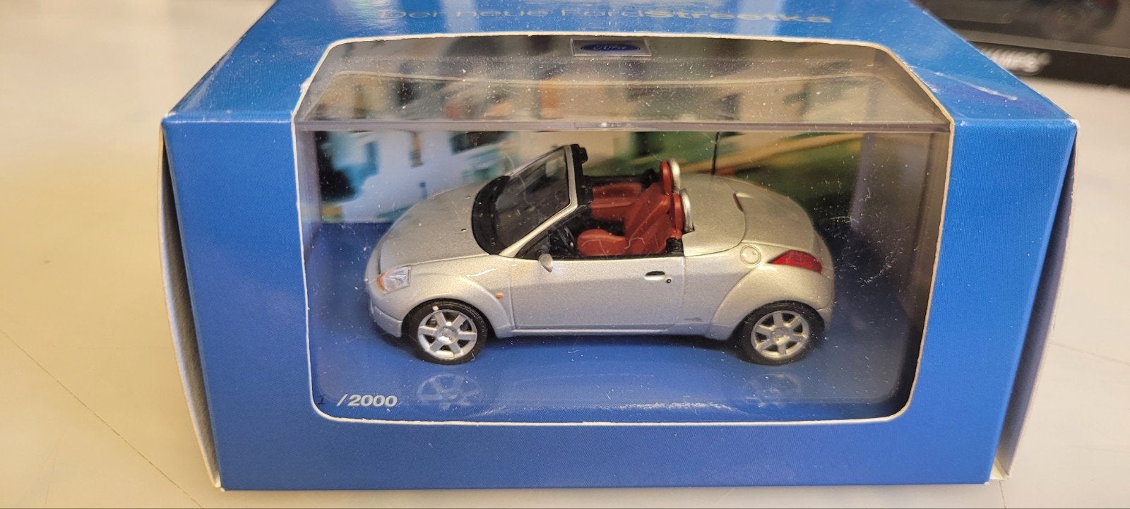 1 43 Minichamps Ford streetKa, Ophalen of Verzenden, Zo goed als nieuw, Auto, MiniChamps