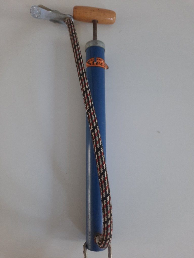 compacte (37 cm) fietspomp, werkt uitstekend, Ophalen of Verzenden, Gebruikt