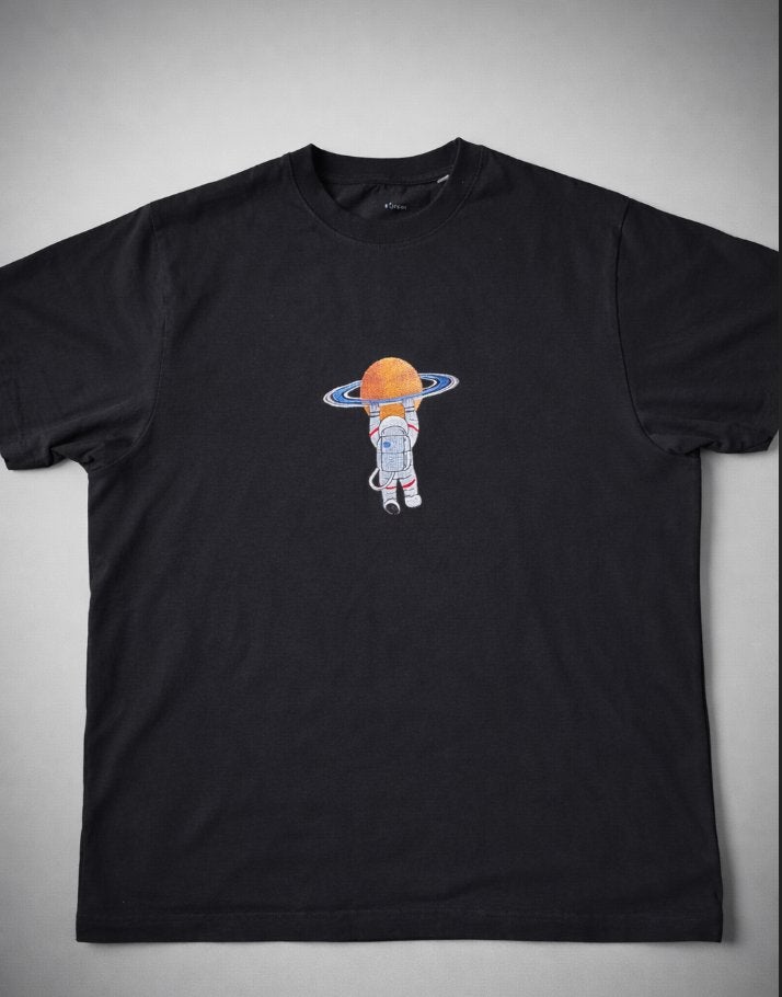Astronaut Planet Embroidered T-Shirt Organic 100% Cotton, Maat 52/54 (L), Verzenden, Zwart, Nieuw