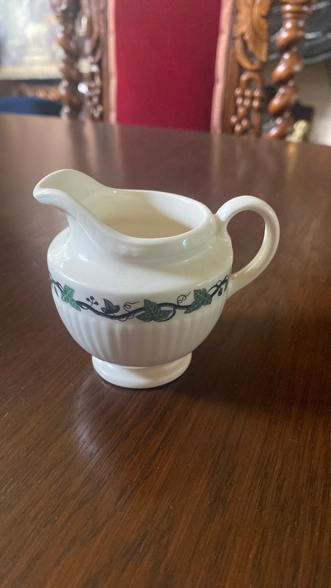Wedgwood melkkannetje, Stratford, Antiek en Kunst, Ophalen of Verzenden