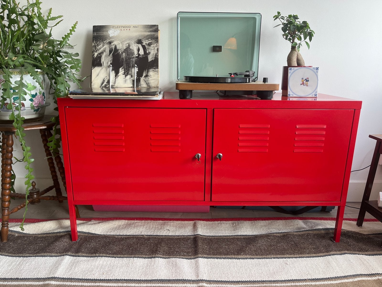 IKEA PS metalen kast rood - tv meubel, Ophalen, Gebruikt