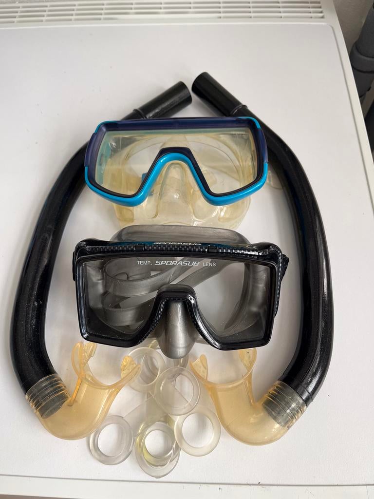 Duikbrillen 2 stuks en 2 snorkels merk spora-sub-lens, Watersport en Boten, Snorkelen, Ophalen of Verzenden, Zo goed als nieuw