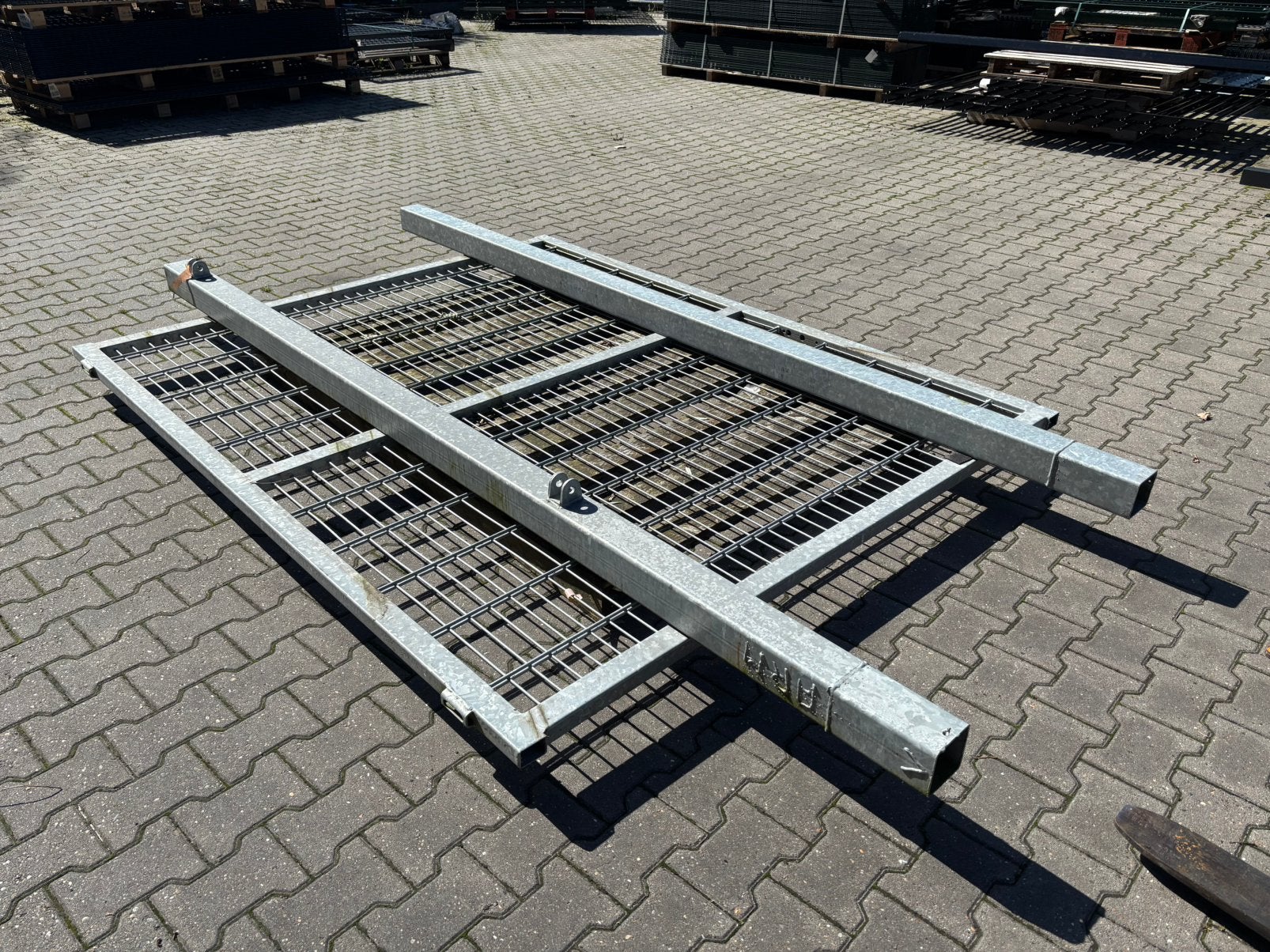 Enkele Poort (dubbelstaafmat 8-6-8) 200 x 250 centimeter!, Ophalen, 200 cm of meer, S, S