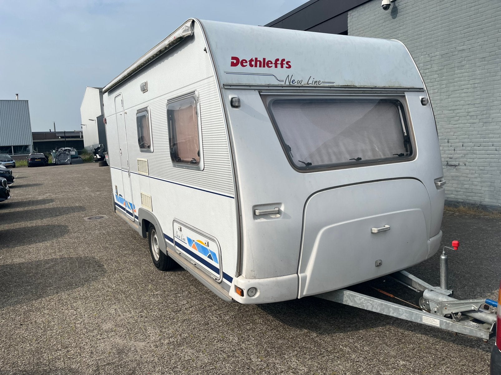 Dethleffs New line caravan bj 1999, Caravans en Kamperen, Treinzit, 750 - 1000 kg, Particulier, Kachel
