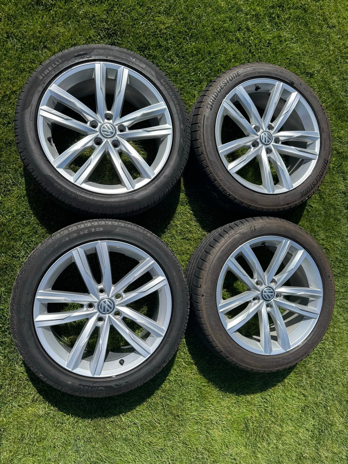 Volkswagen Dartford 18 inch 235 Passat B8 zomerbanden TPMS, Ophalen, 18 inch, Gebruikt, Banden en Velgen