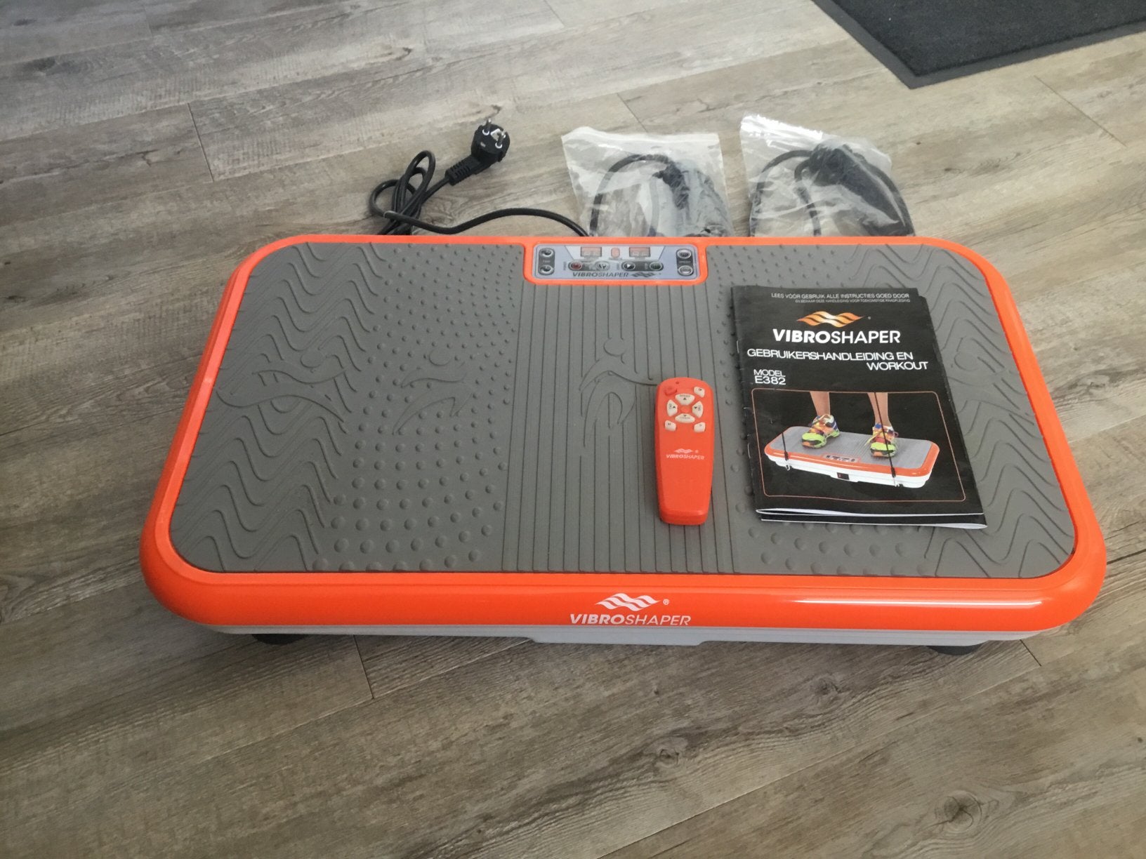 VIBROSHAPER   E382.   (NIEUW), Ophalen, Nieuw