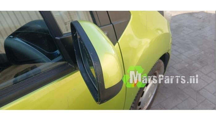 Buitenspiegel rechts van een Chevrolet Spark, Auto-onderdelen, Gebruikt, -, Ophalen of Verzenden, -