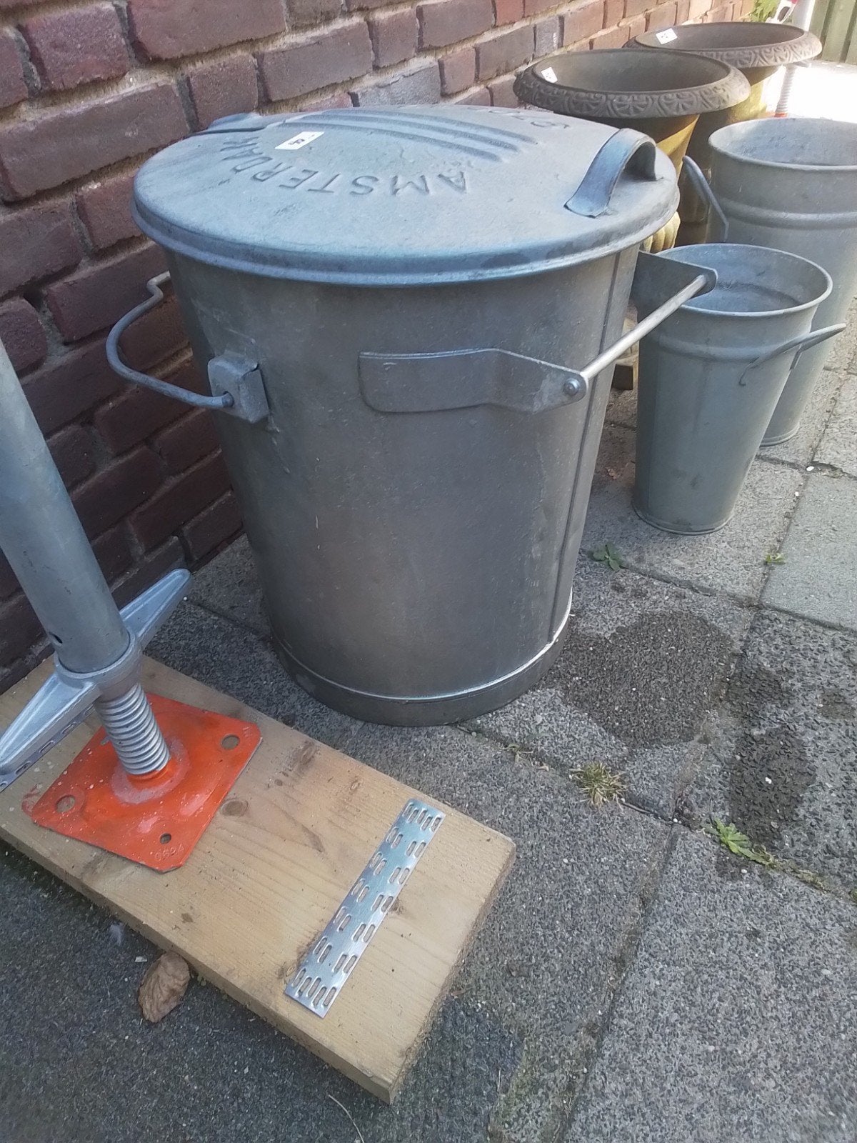Zinken vuilnisbak Amstelveen met goede bodem, Antiek en Kunst, Ophalen