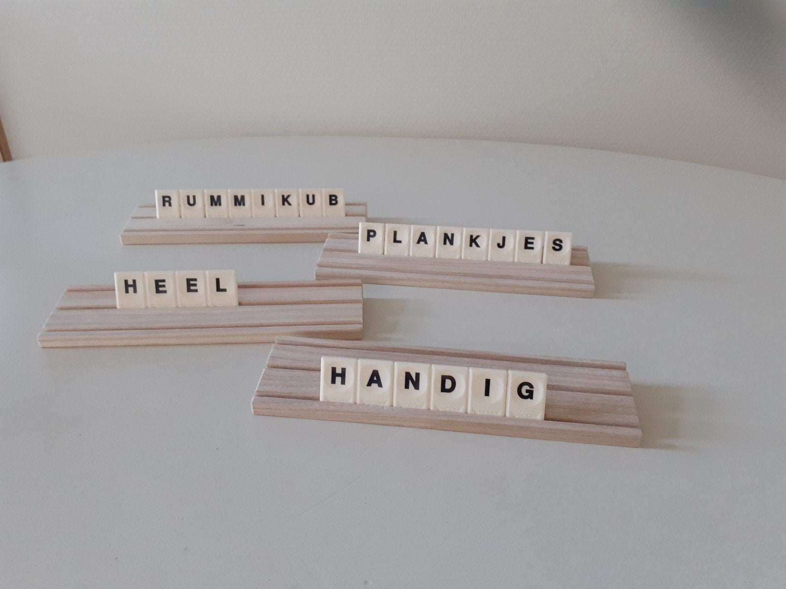 rummikub plankjes voor kleinen stenen, Drie of vier spelers, Ophalen of Verzenden, Nieuw, Goliath
