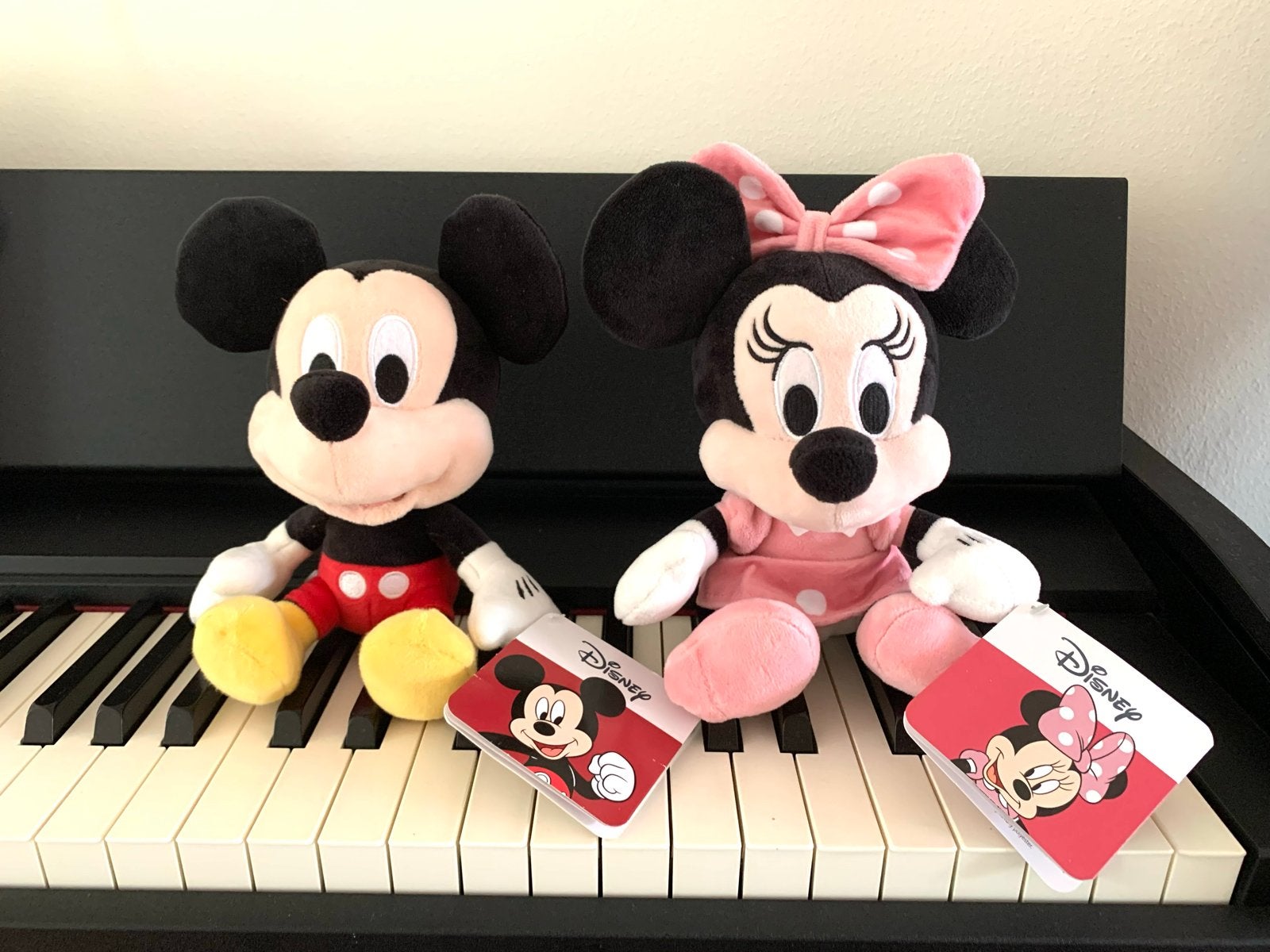 Originele Disney Mickey en Minnie Mouse knuffels (20 cm), Ophalen of Verzenden, Mickey Mouse, Zo goed als nieuw, Knuffel
