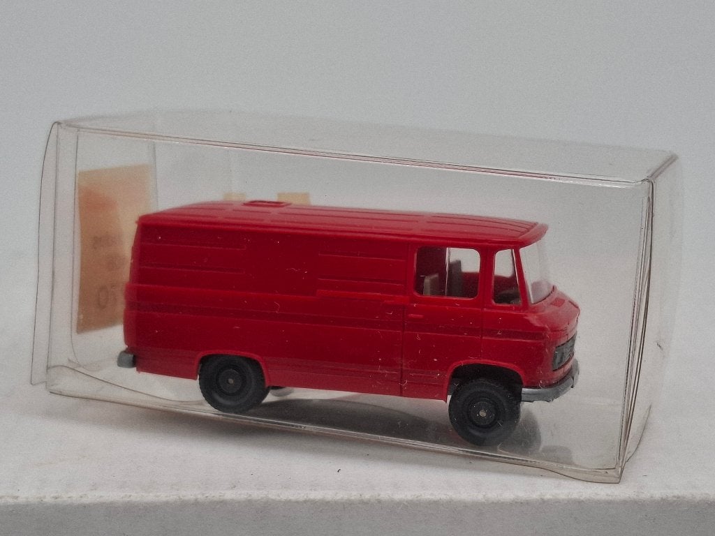 Mercedes Benz L406 - Wiking 1/87, Verzenden, Zo goed als nieuw, Auto, Wiking
