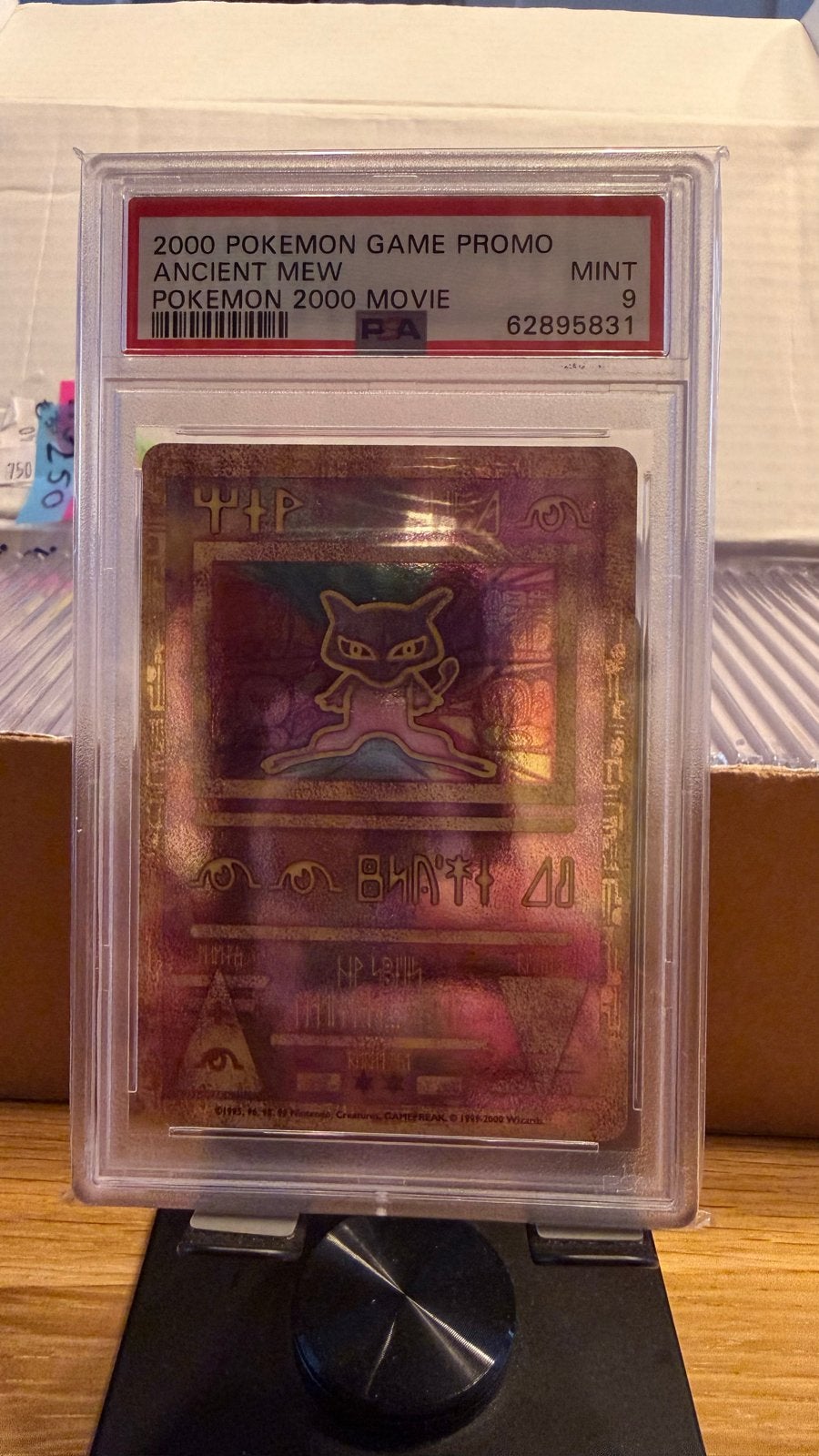 PSA 9 Ancient Mew Pokémon Kaart - 2000 Movie Promo, Ophalen of Verzenden, Zo goed als nieuw, Losse kaart, Foil