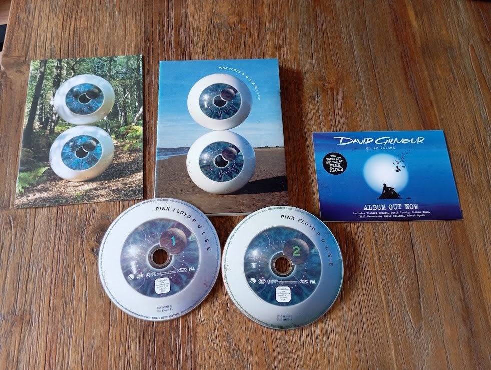 Pink Floyd Pulse  2 DVD + Boekje, Alle leeftijden, Verzenden, Zo goed als nieuw