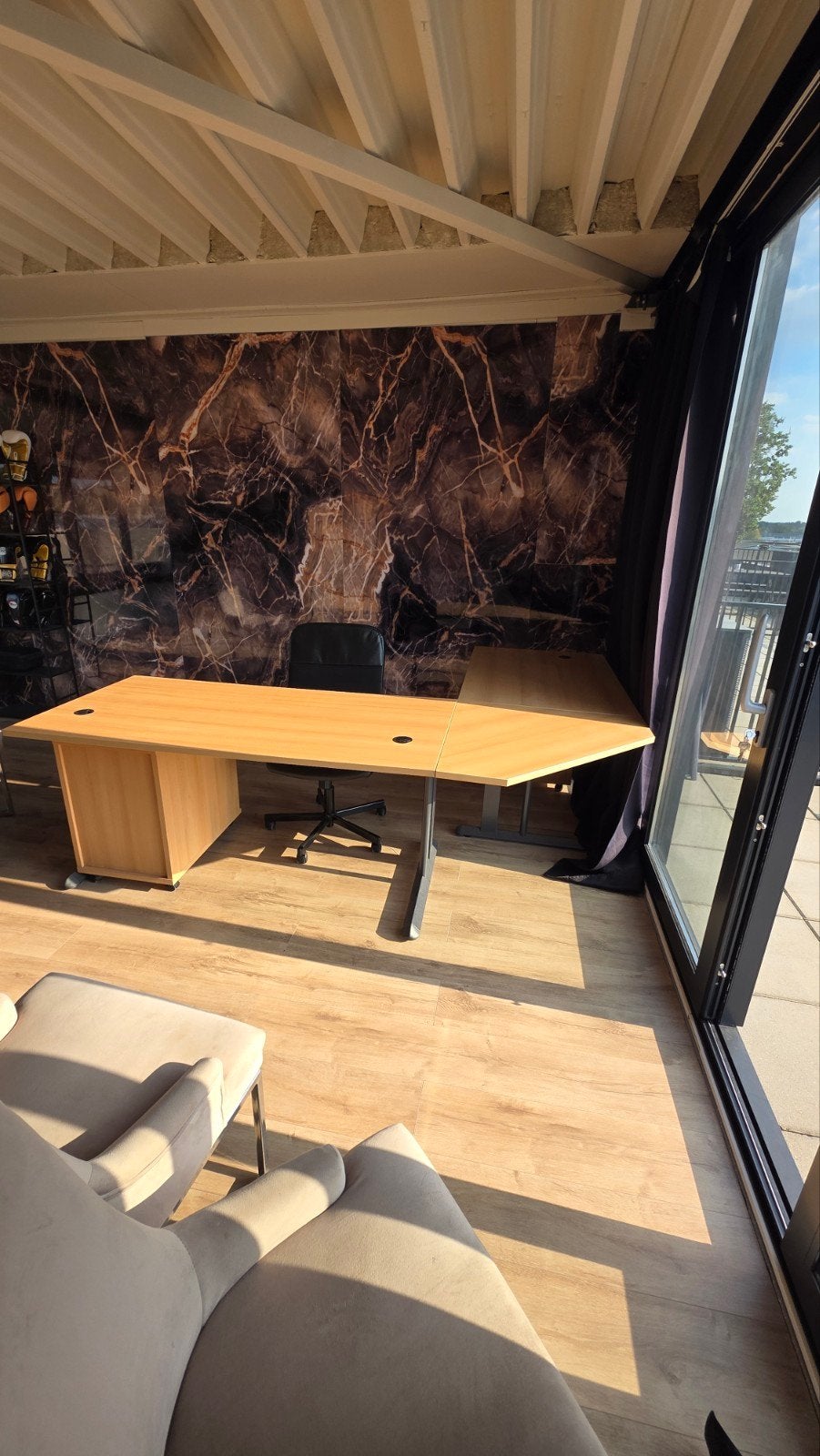 Ruim hoekbureau met ladeblokken incl stoel, Met lades, Gebruikt, Hout, Hoekbureau