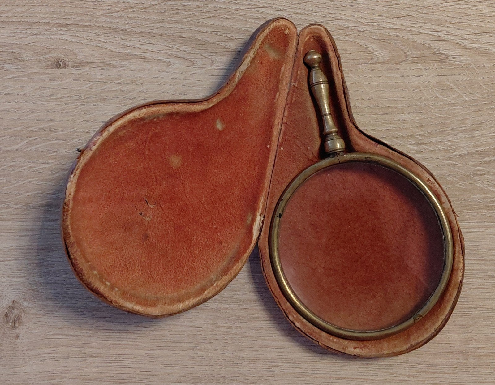 Antieke Loep met Leren Etui - Vintage Vergrootglas, Ophalen of Verzenden, Gebruikt, Vergrootglas of Loep