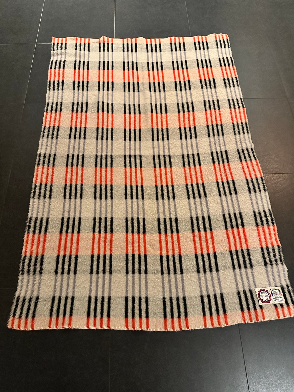 Vintage wollen deken van Van Wijk, Leiden, 100 tot 150 cm, Beige, Ophalen of Verzenden, Zo goed als nieuw