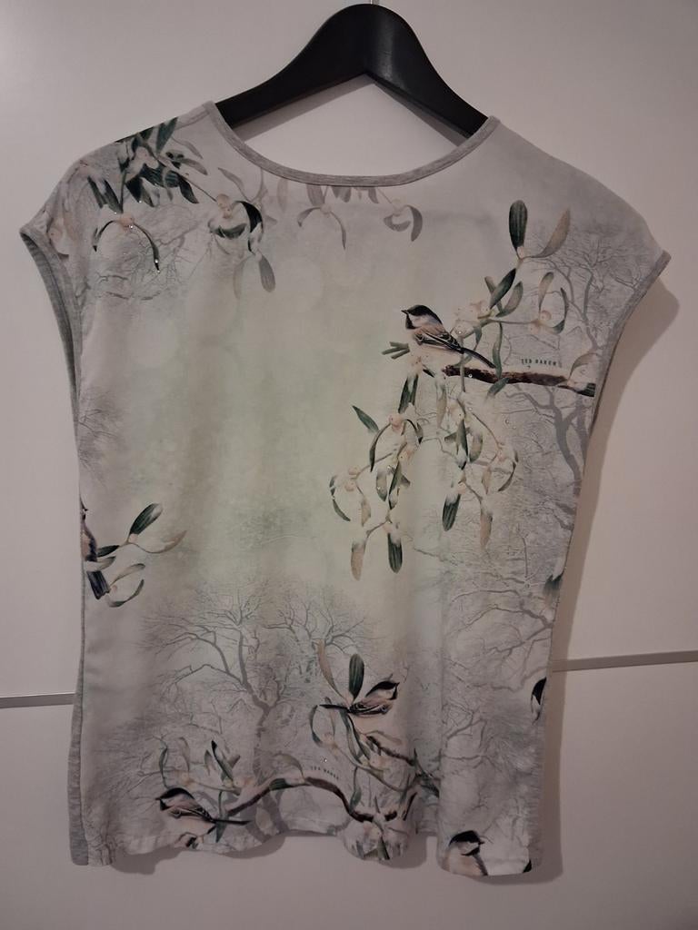 Ted Baker shirt, Kleding | Dames, T-shirts, Ophalen, Zo goed als nieuw, Maat 34 (XS) of kleiner, Korte mouw