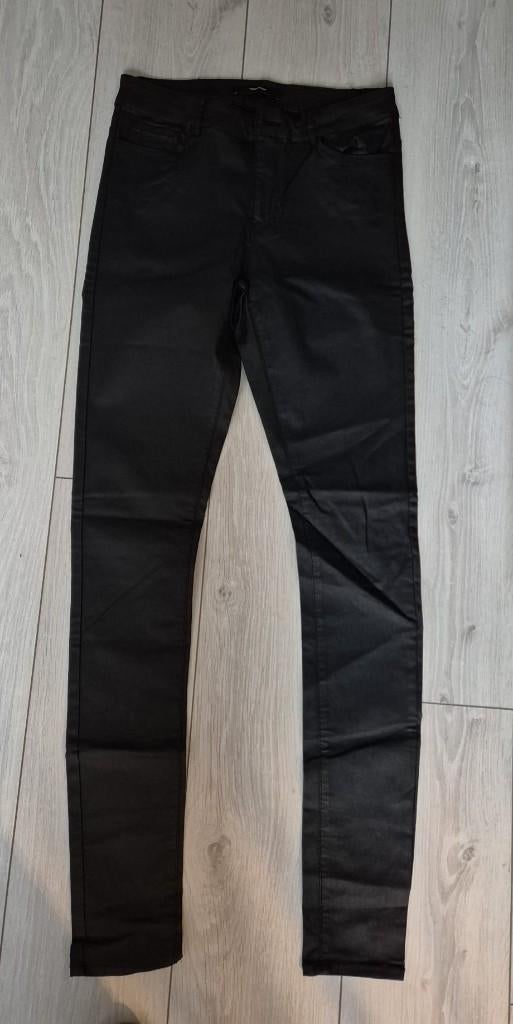 Zwart nepleren broek maat L lengte 34, Kleding | Dames, Broeken en Pantalons, Vero Moda, Zwart, Maat 42/44 (L), Ophalen of Verzenden