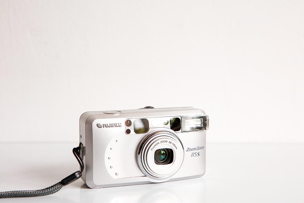 Fuji Zoomdate 115s 35mm Film Analoge Camera, Audio, Tv en Foto, Fotocamera's Analoog, Ophalen of Verzenden, Gebruikt, Compact