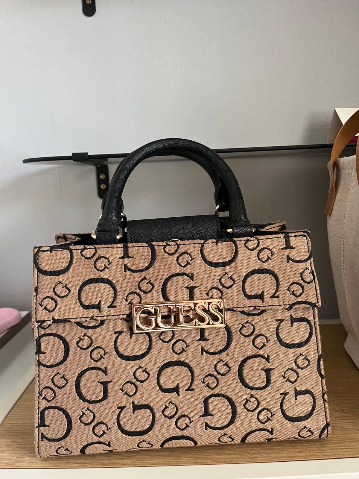 Guess tas, Ophalen of Verzenden, Gebruikt, Bruin, Handtas