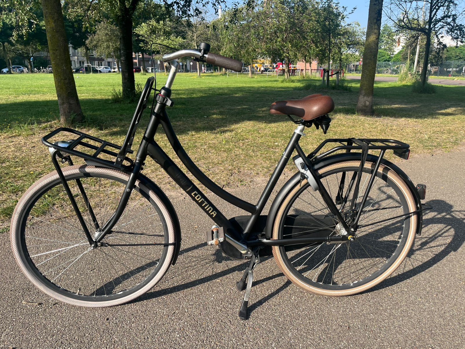 Cortina U4 transportfiets, Fietsen en Brommers, Fietsen | Dames | Damesfietsen, Terugtraprem, Versnellingen, 56 cm of meer, Zo goed als nieuw