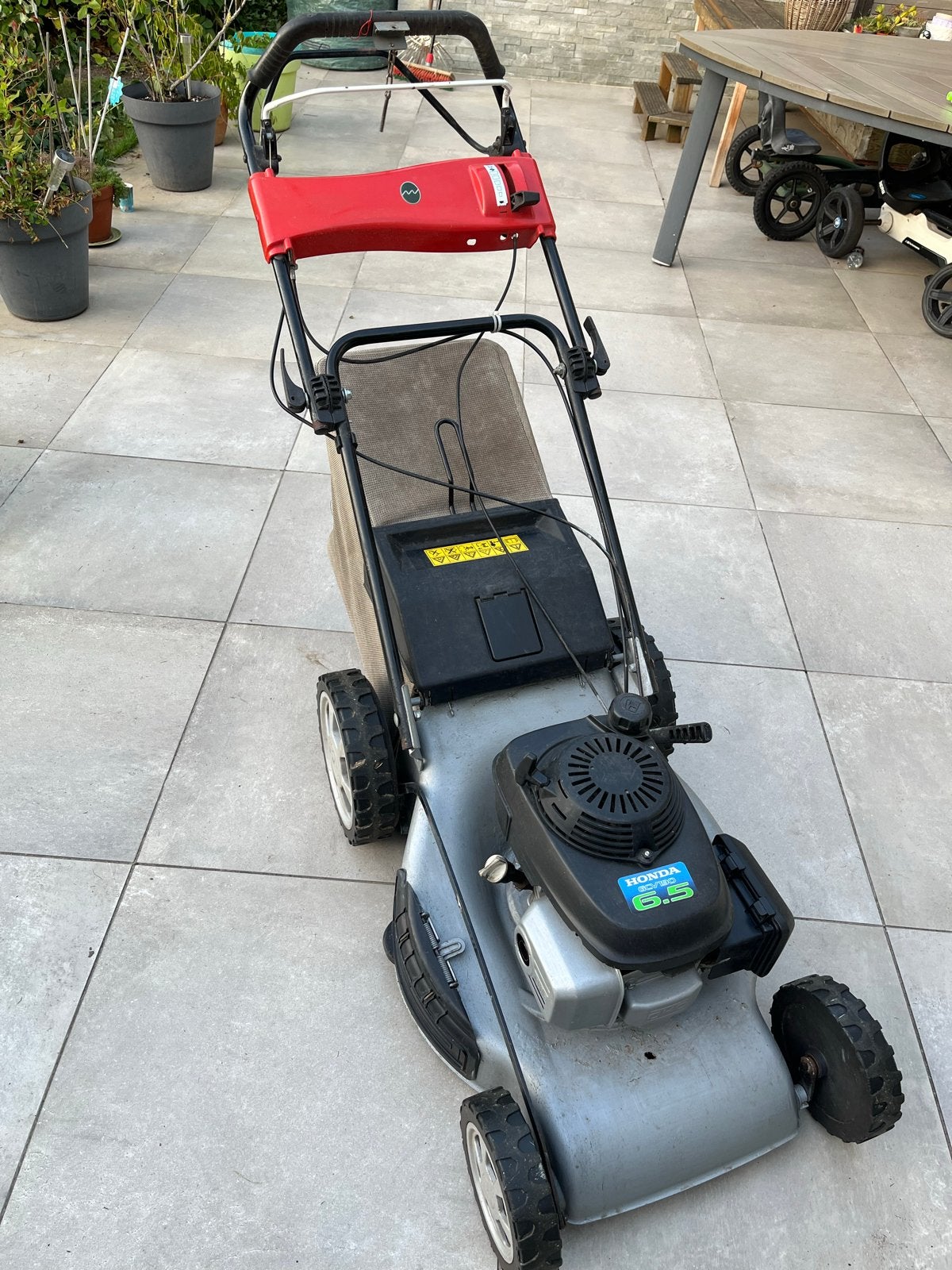 Honda GCV135 Benzine Grasmaaier met Opvangzak, Tuin en Terras, Ophalen, Cirkelmaaier, Honda, Gebruikt