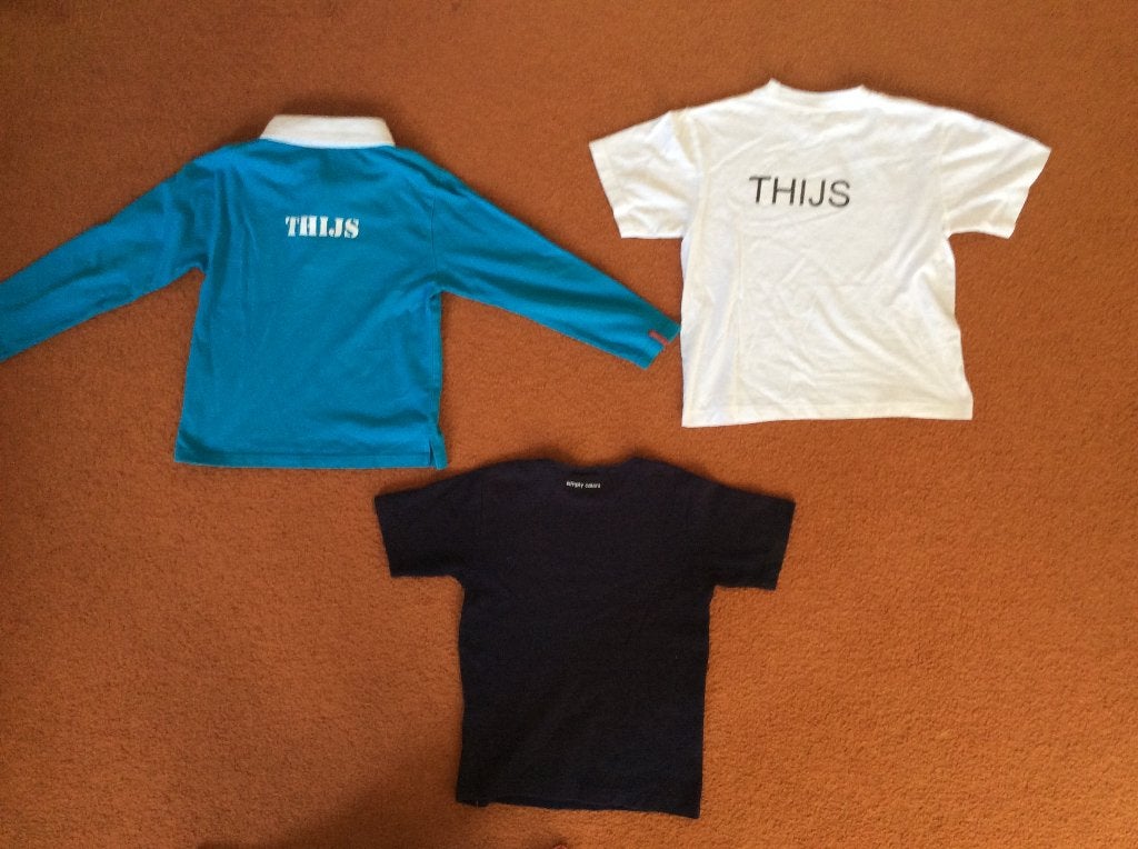 trui en 2 T-shirts met opdruk “Thijs”, Kinderen en Baby's, Kinderkleding | Maat 122, Ophalen of Verzenden, Gebruikt, Jongen, Overige typen