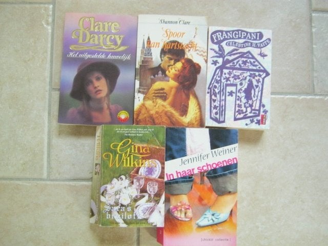 5 x Romans  Clare - Jennifer -  Gina, Verzenden, Gelezen