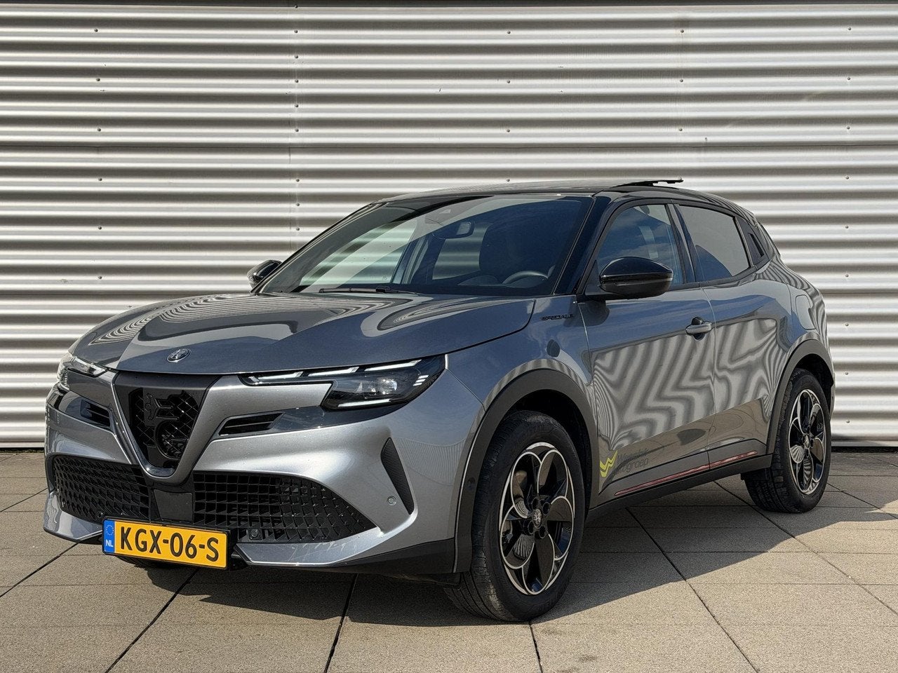 Alfa Romeo Junior Elettrica Sport Speciale 54 kWh Panorama d, Auto's, Automaat, Gebruikt, 156 pk, Geheel digitaal combi-instrument
