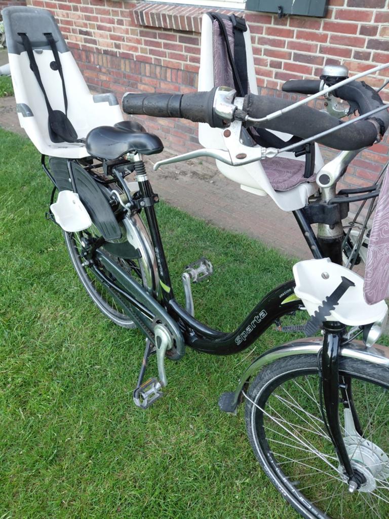 Sparta fiets met Bobike voor- en achterzitje, Fietsen en Brommers, Achterzitje, 9 t/m 18 kg, Ophalen of Verzenden, Bobike