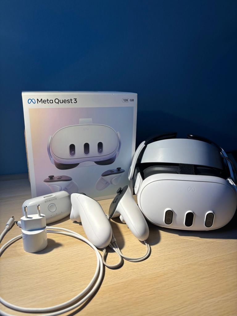 Meta Quest 3 128GB met BoboVR M3 Pro, Spelcomputers en Games, Virtual Reality, Ophalen, Zo goed als nieuw, VR-bril, Overige platformen