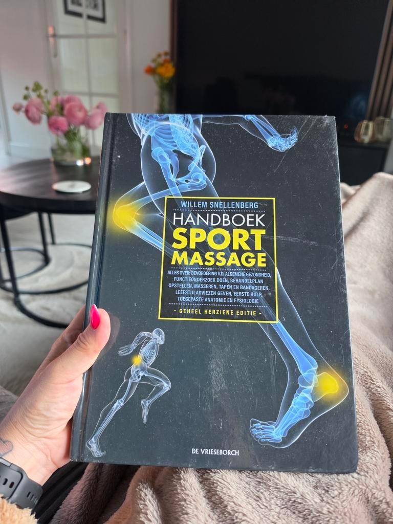 Handboek Sportmassage - Willem Snellenberg (Nieuwstaat), Ophalen of Verzenden, Zo goed als nieuw, Willem Snellenberg, Overige sporten
