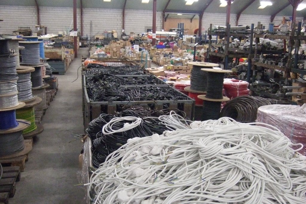 ELEKTRAKABEL MEERADERIG UITZOEKEN PER KILO, Ophalen, Nieuw