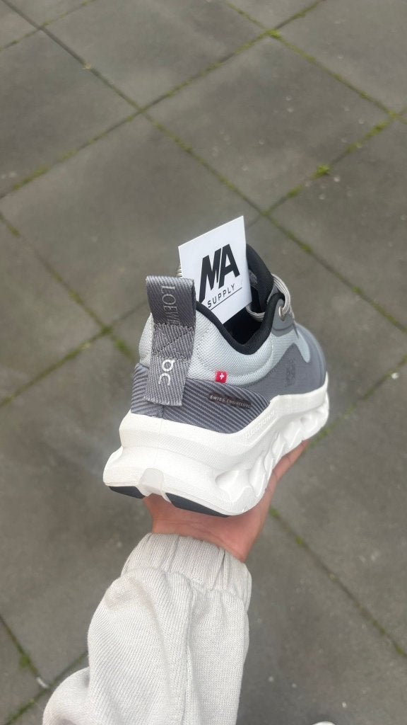 Foto 2 van Loewe x Oncloud Gray/White