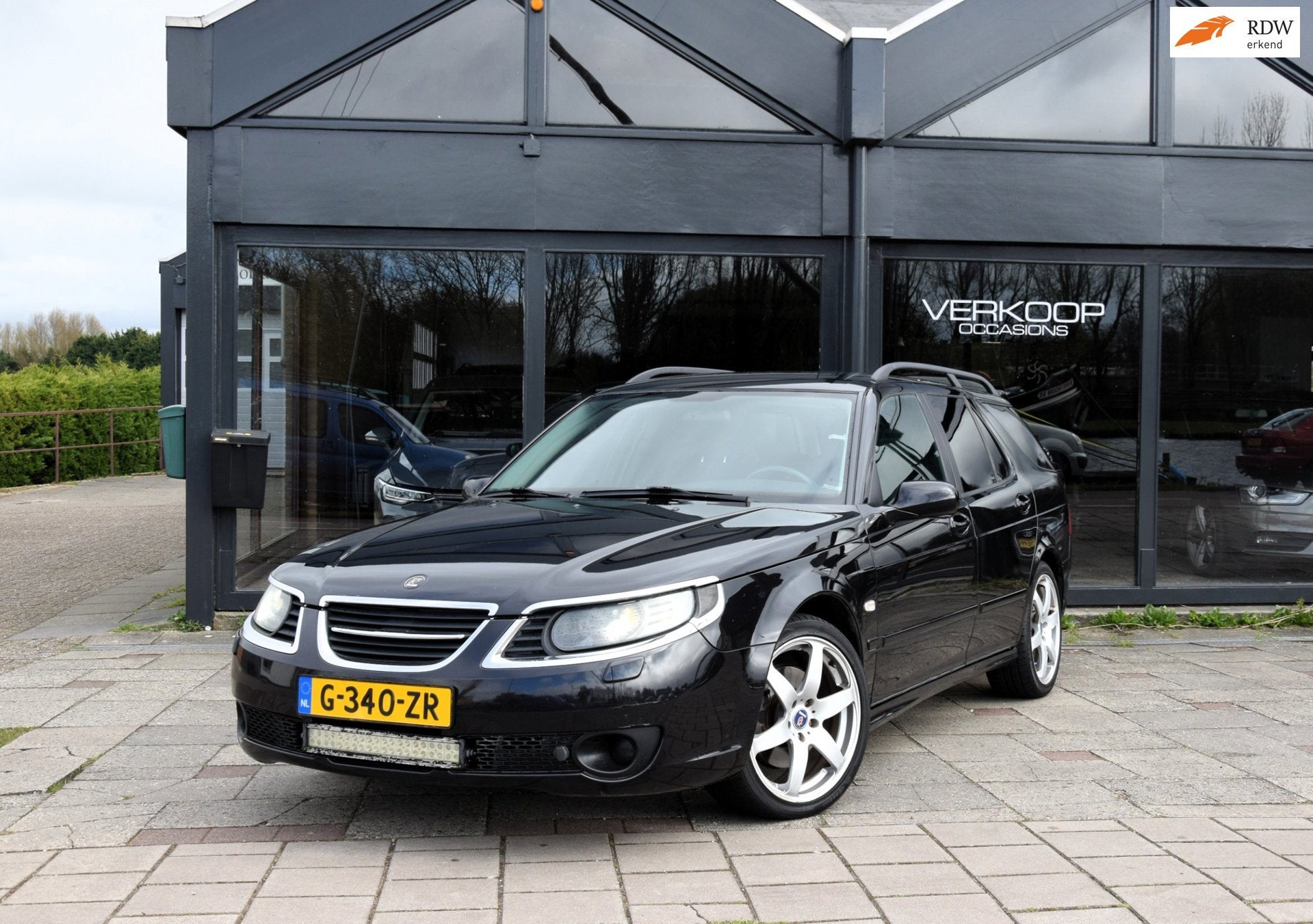 Saab 9-5 2.3t Linear, Voorwielaandrijving, 4 cilinders, Overige brandstoffen, Zwart