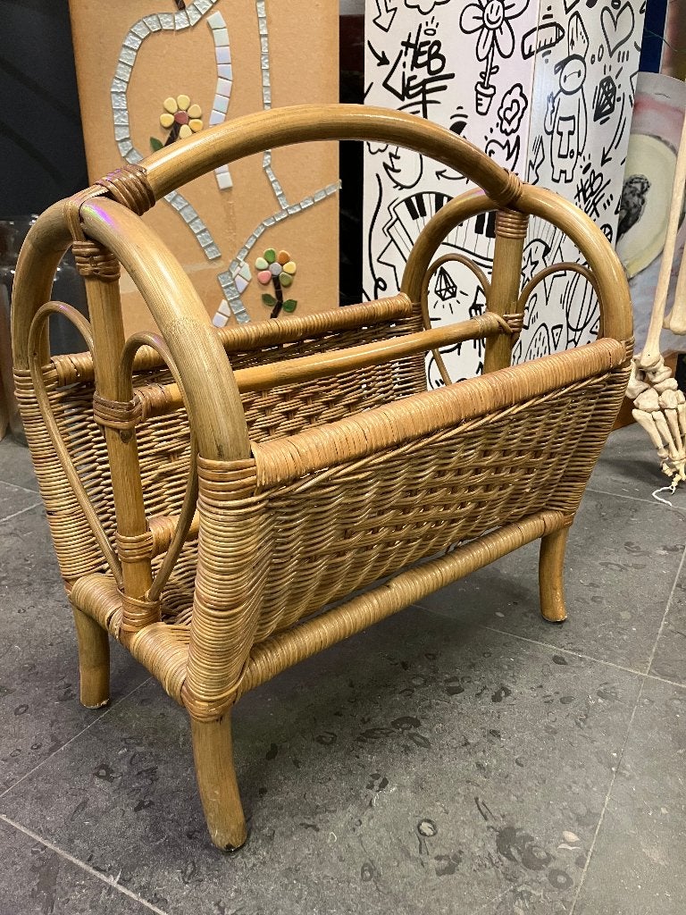 Vintage rotan tijdschriftenrek lectuurmand jaren 70., Gebruikt, Natuurlijk materiaal, Lectuurbak, Bohemian