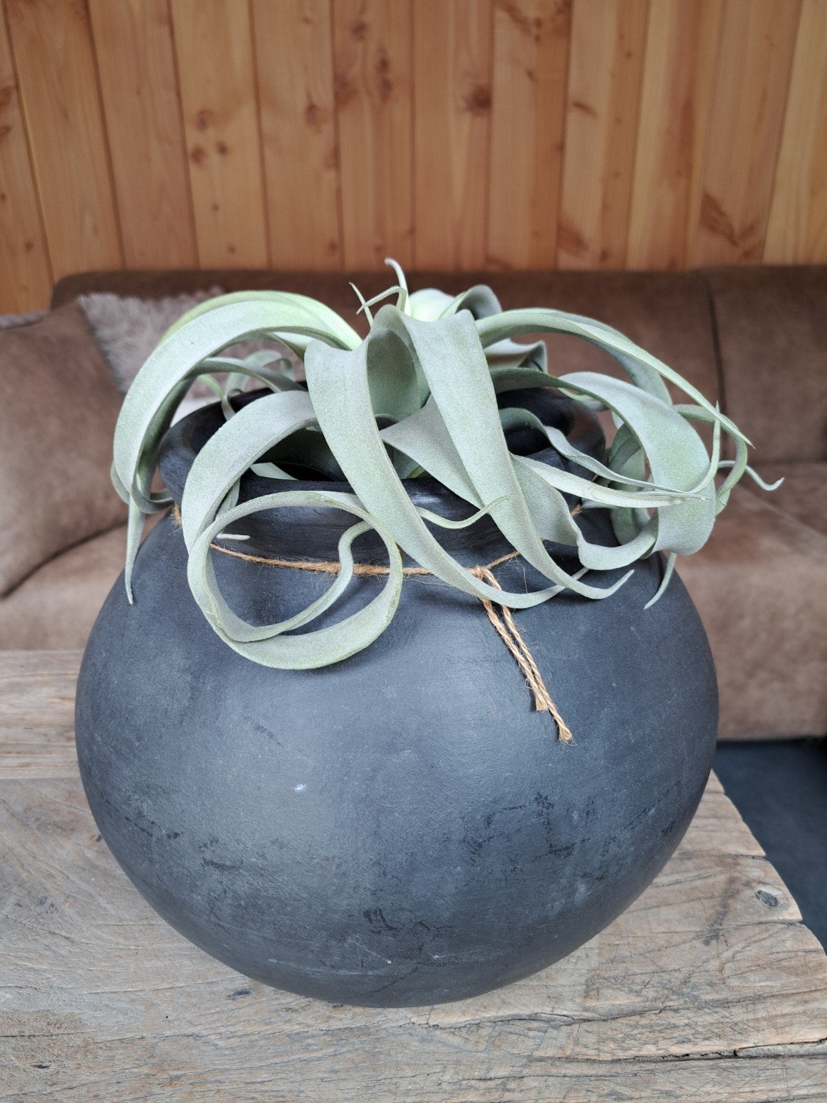 stenen pot € 5,-, Ophalen