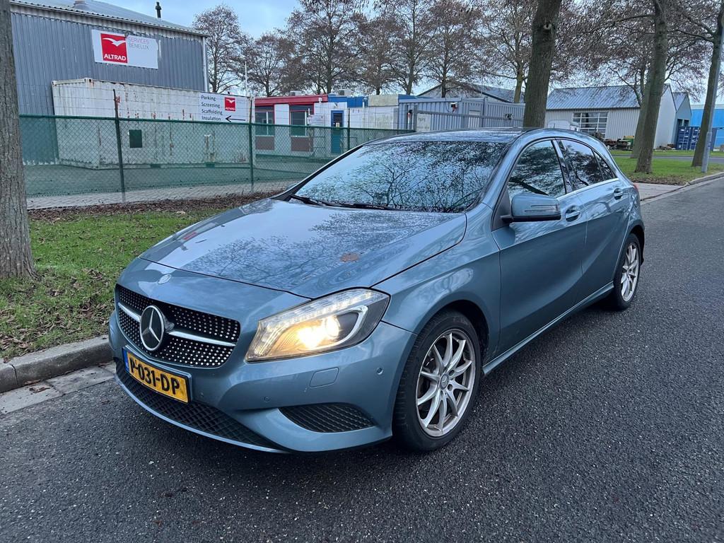 Mercedes A-Klasse 220CDI Ambition Automaat, Auto's, Mercedes-Benz, Gebruikt, Euro 6, Blauw, 23 km/l