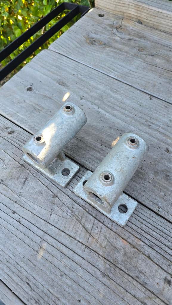 Boeiboordbevestiging steigerbuis koppelingen 33,7 mm, Ophalen of Verzenden