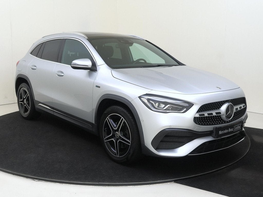 Mercedes-Benz GLA-klasse 250 e Business Solution AMG Limited, Auto's, 16 kWh, Leder en Stof, Bedrijf, SUV of Terreinwagen